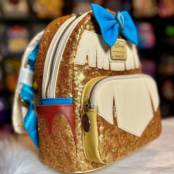 Pocahontas Sequin Mini Backpack Disney Princess Loungefly NWT - Picture 2 of 7